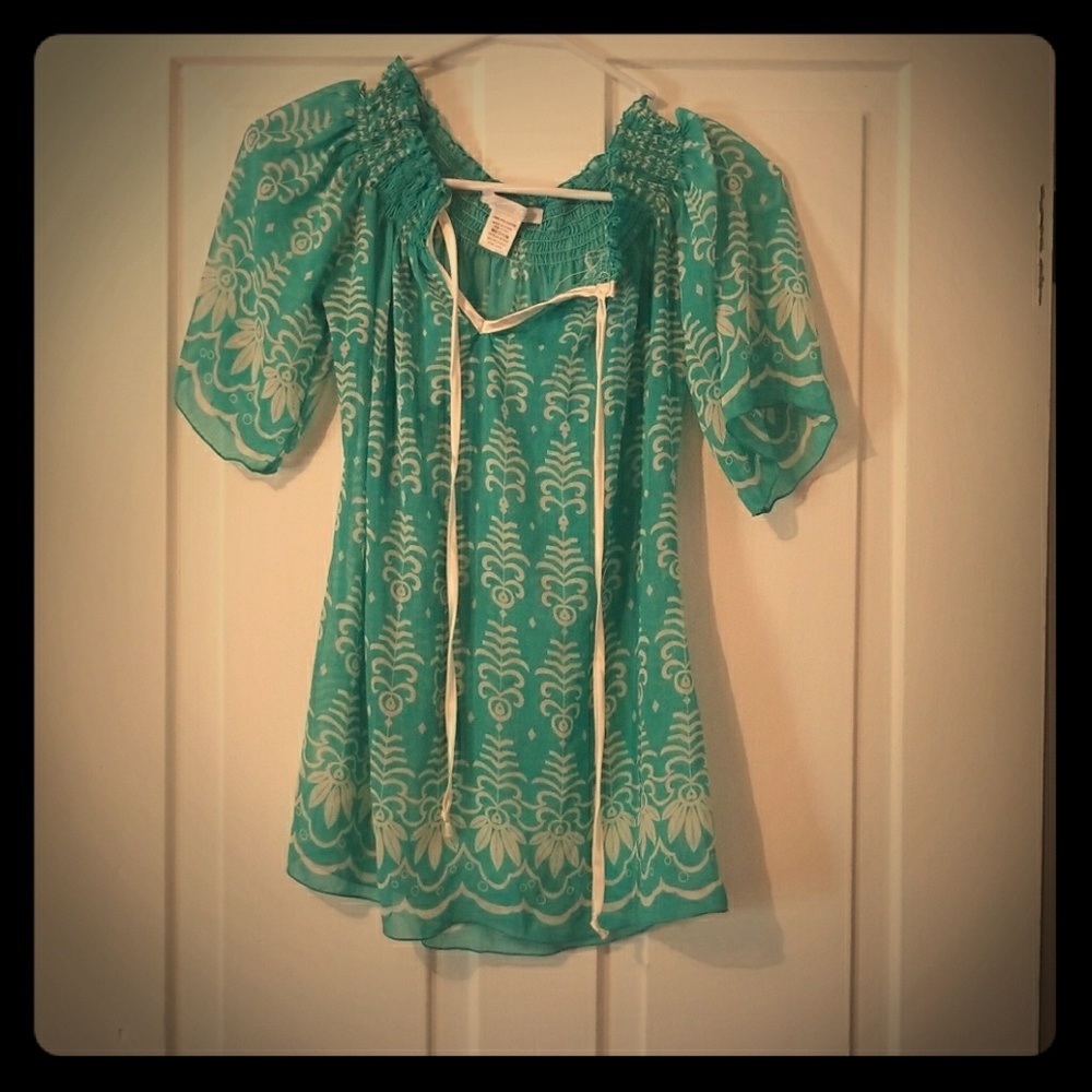 Women's blouse